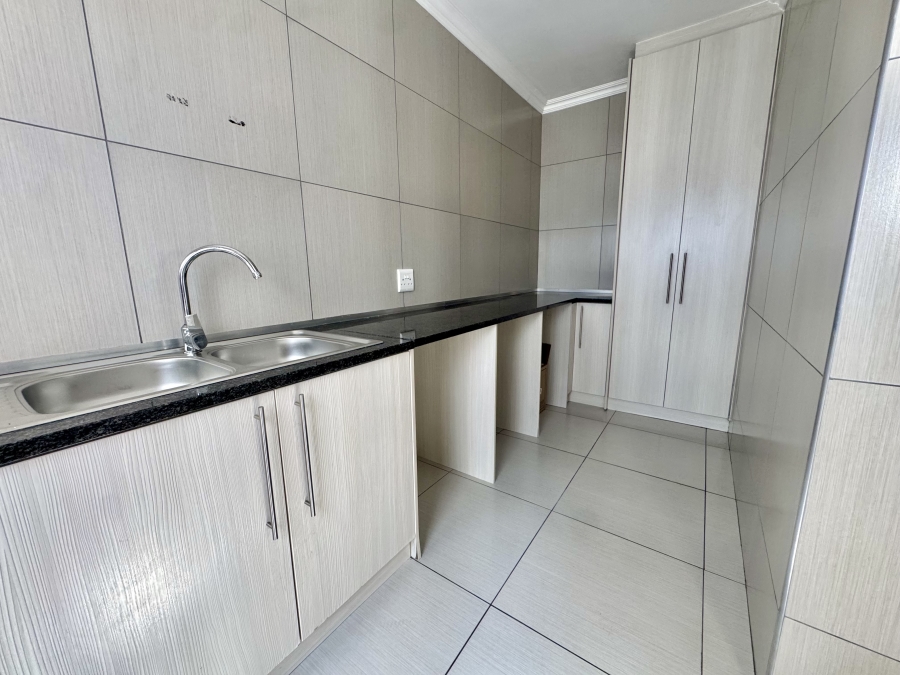 4 Bedroom Property for Sale in Parklands North Western Cape